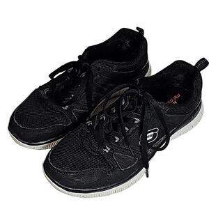 Skechers Womens Sz 7.5 Ultra-Light Flex Soles Black Sneakers Memory Foam